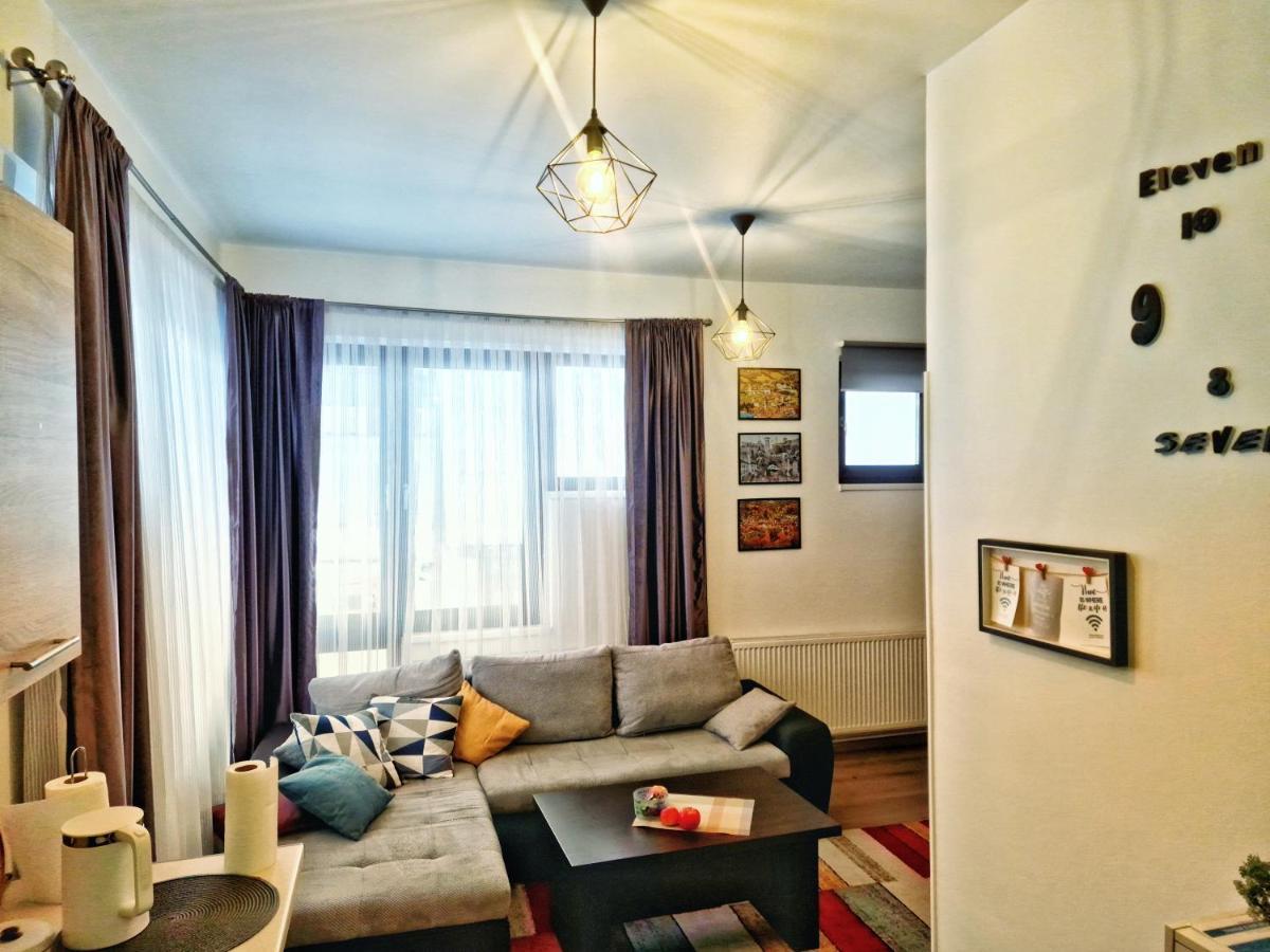 Downtown Apartment トラヴニク エクステリア 写真