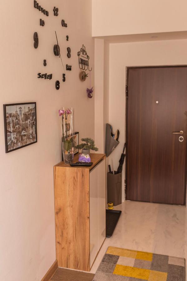 Downtown Apartment トラヴニク エクステリア 写真