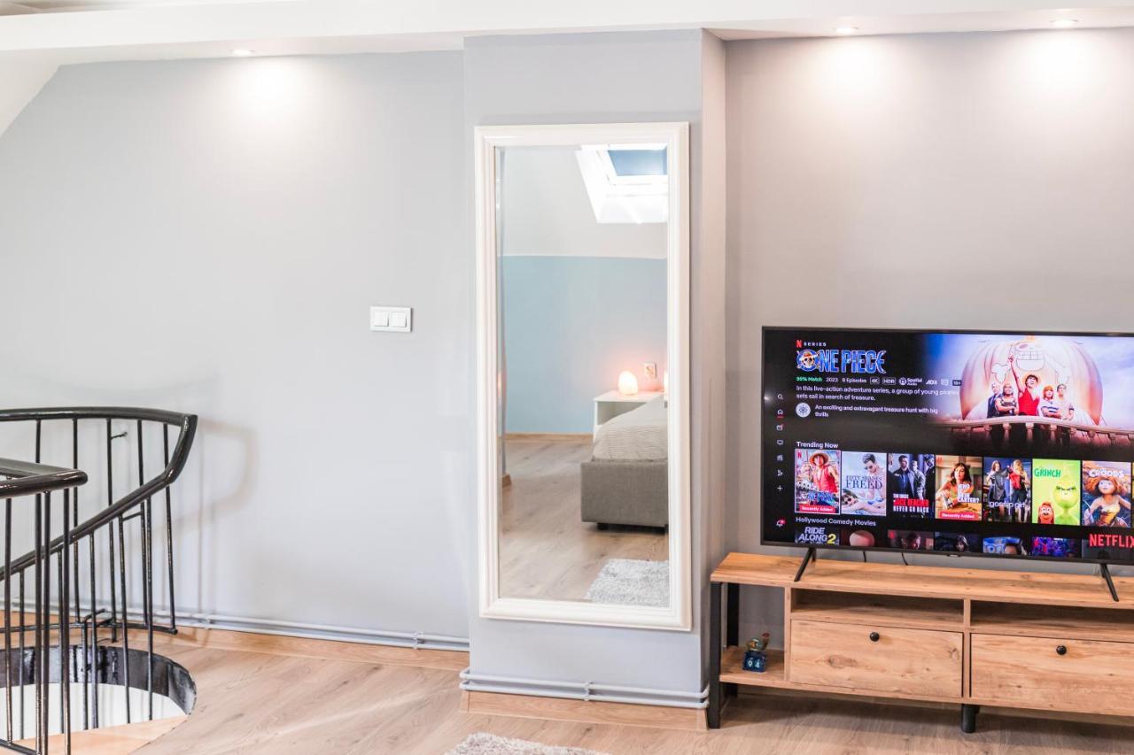 Downtown Apartment トラヴニク エクステリア 写真