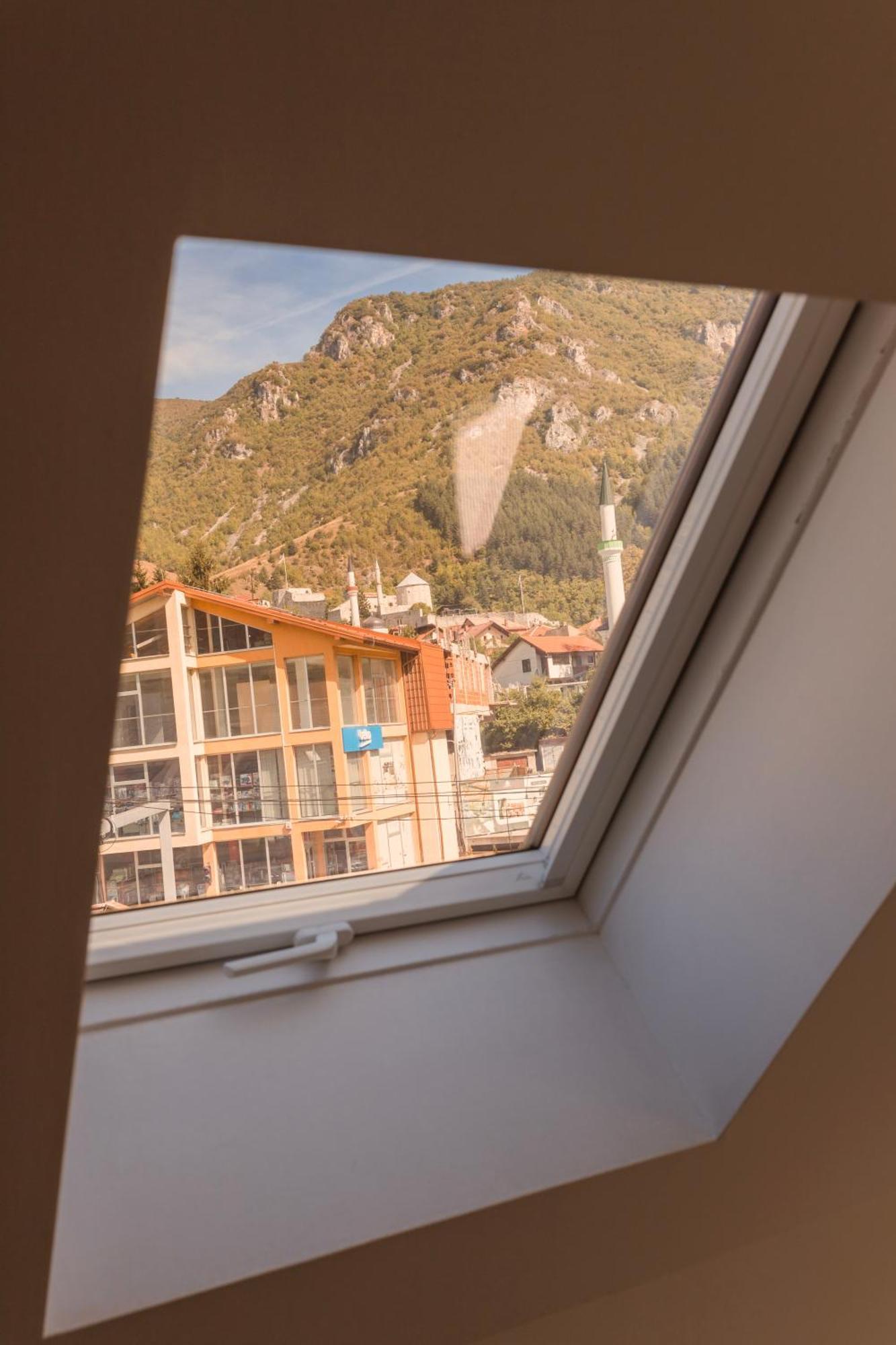 Downtown Apartment トラヴニク エクステリア 写真